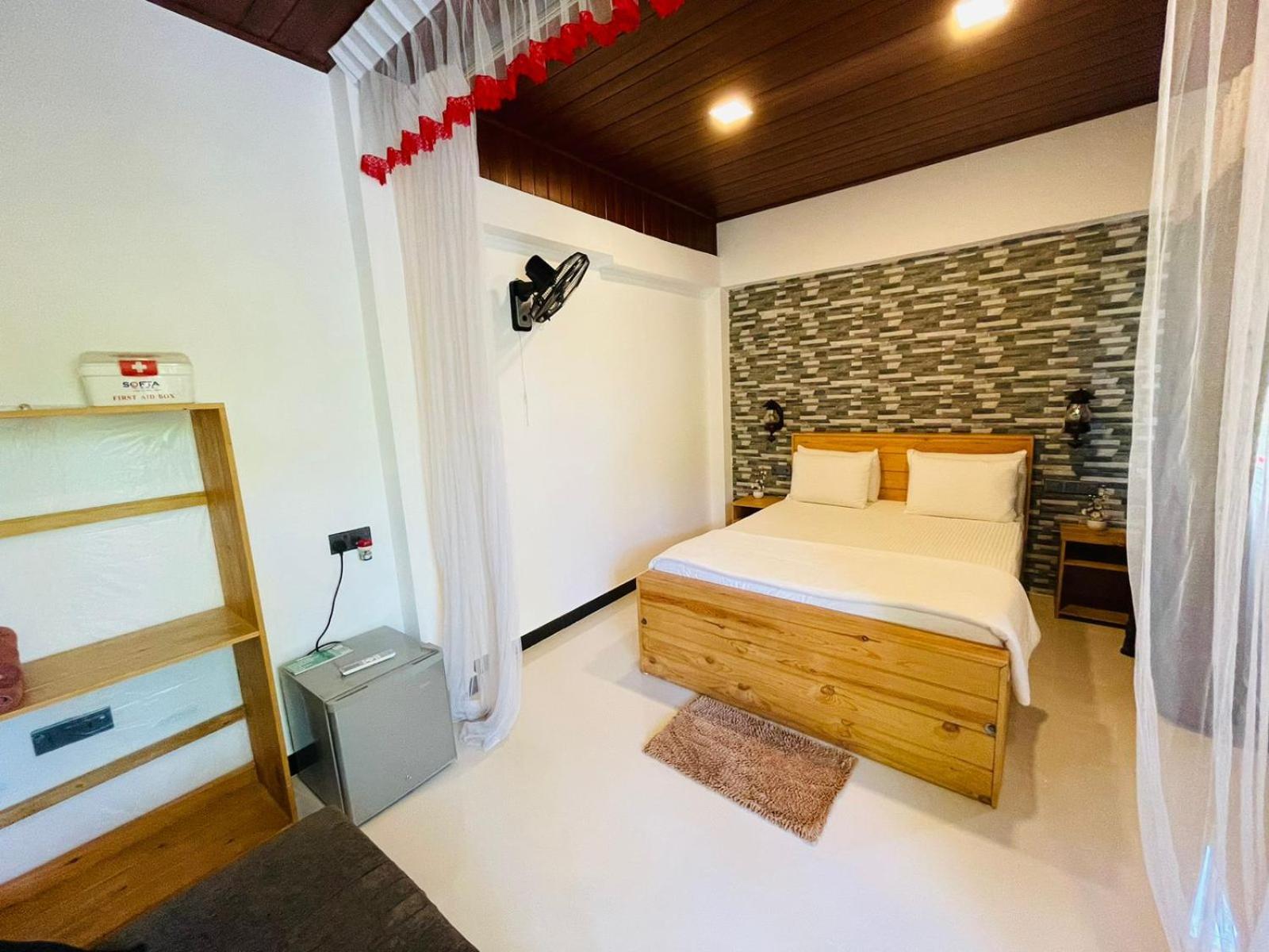 Dhanudi Homestay Ella Ngoại thất bức ảnh
