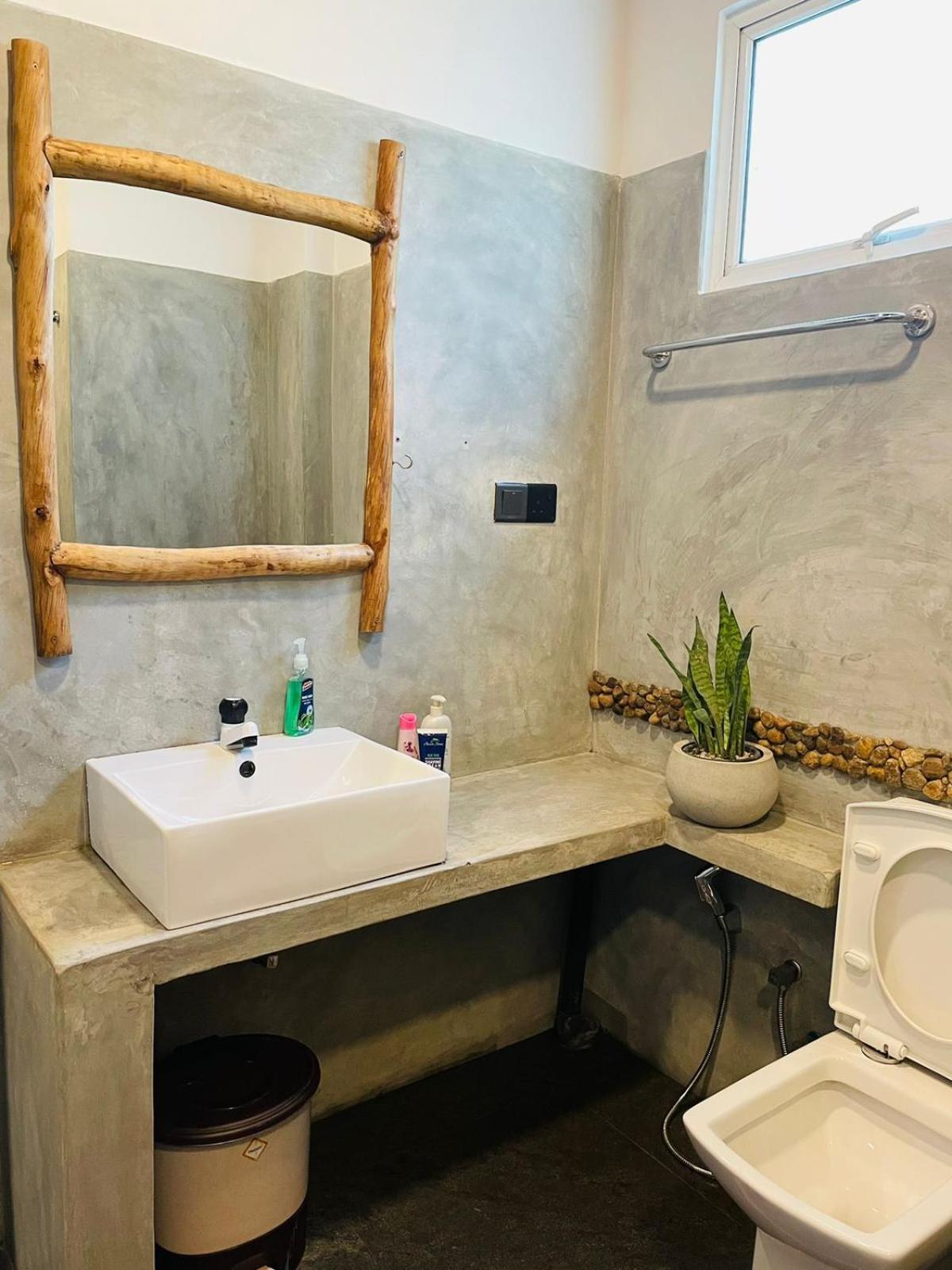 Dhanudi Homestay Ella Ngoại thất bức ảnh