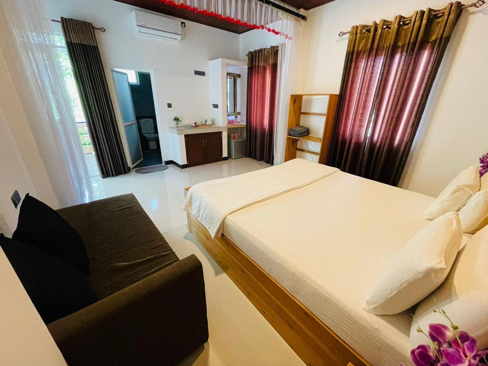 Dhanudi Homestay Ella Ngoại thất bức ảnh